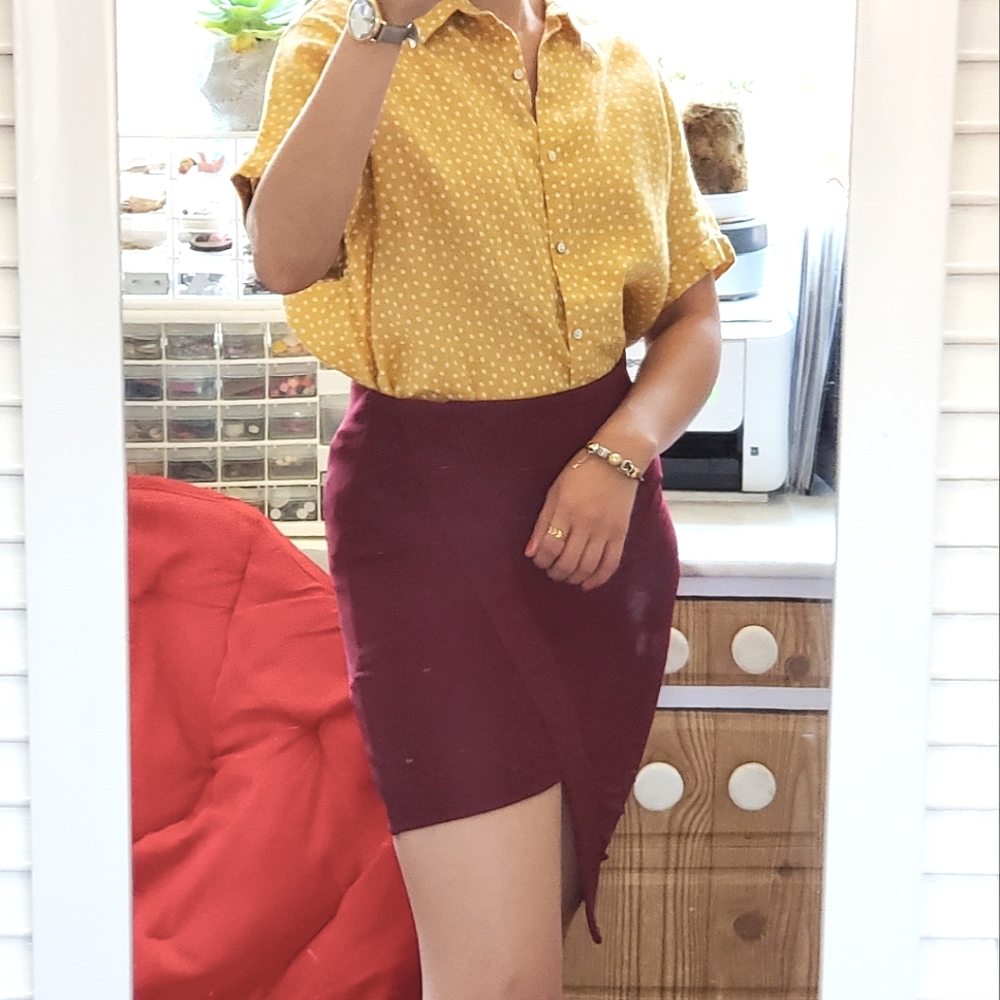 Zara Size M bodycon mini skirt asymmetric high low Burgundy red purple